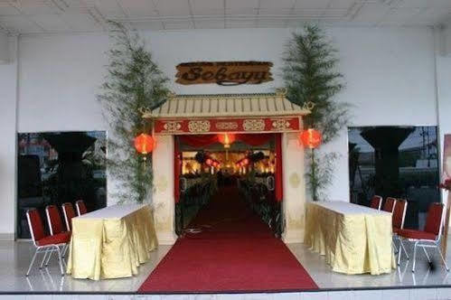 Bahari Inn Tegal Eksteriør bilde